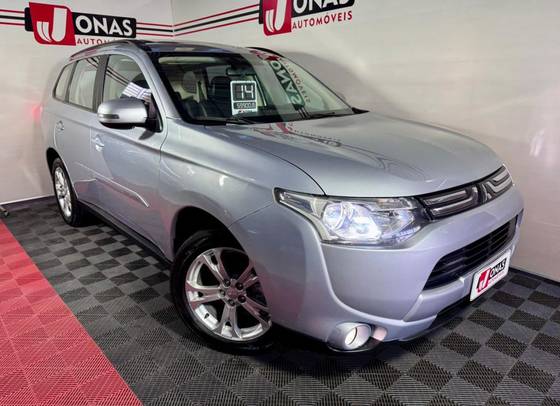 MITSUBISHI OUTLANDER 2.0 16V GASOLINA 4P AUTOMÁTICO
